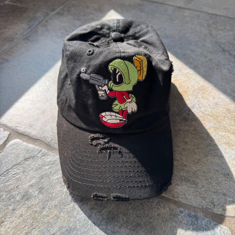 Vintage Marvin the Martian Dad Hat – KBETHOS Distressed‎ Black Looney Tunes Cap